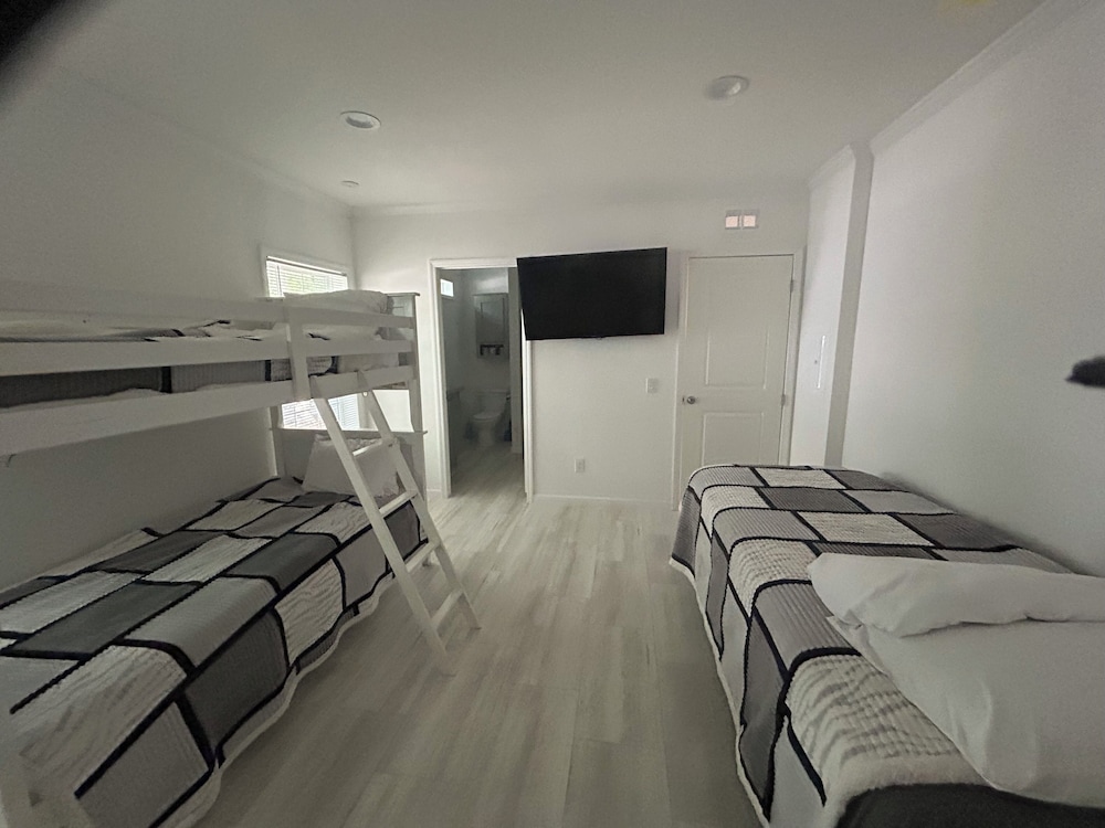 Swan Lake Resort Rentals - photo 54