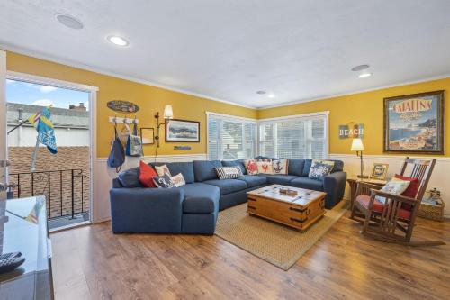 315E Upper 315 Eucalyptus Upper in Avalon, United States