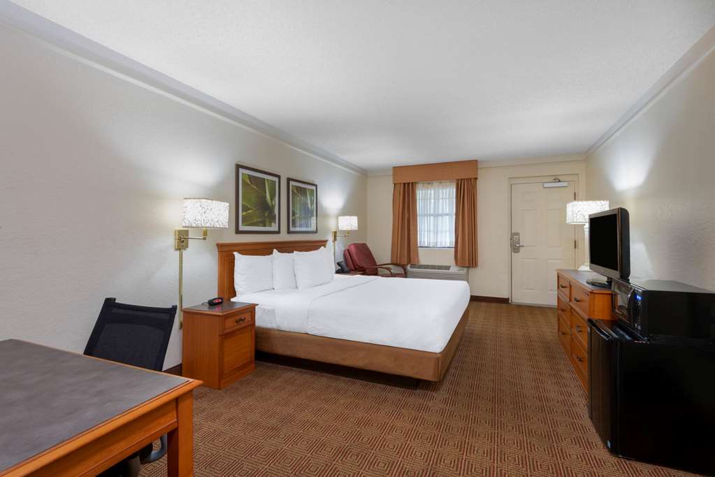 La Quinta East Deerfield Beach Boca Raton - photo 15