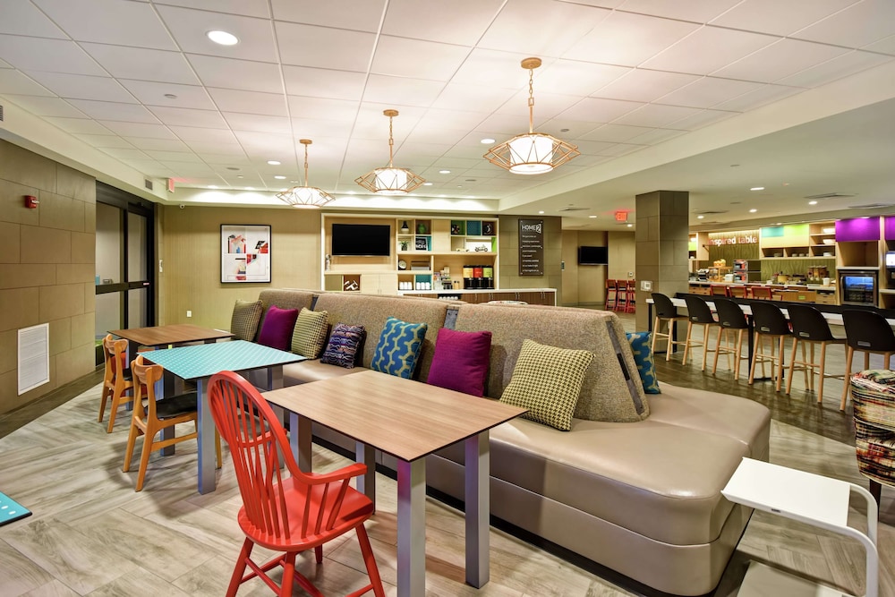 Home2 Suites by Hilton Mechanicsburg - photo 4