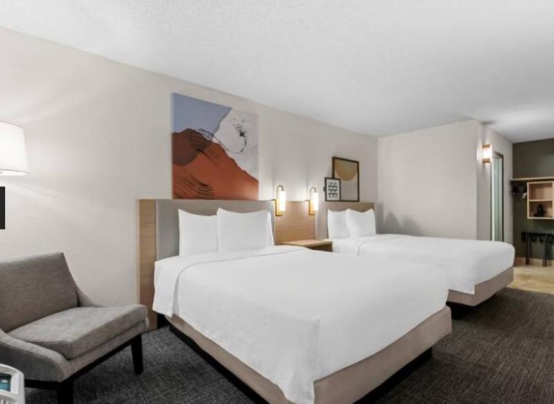 Best Western Plus Philadelphia Bensalem Hotel - photo 18