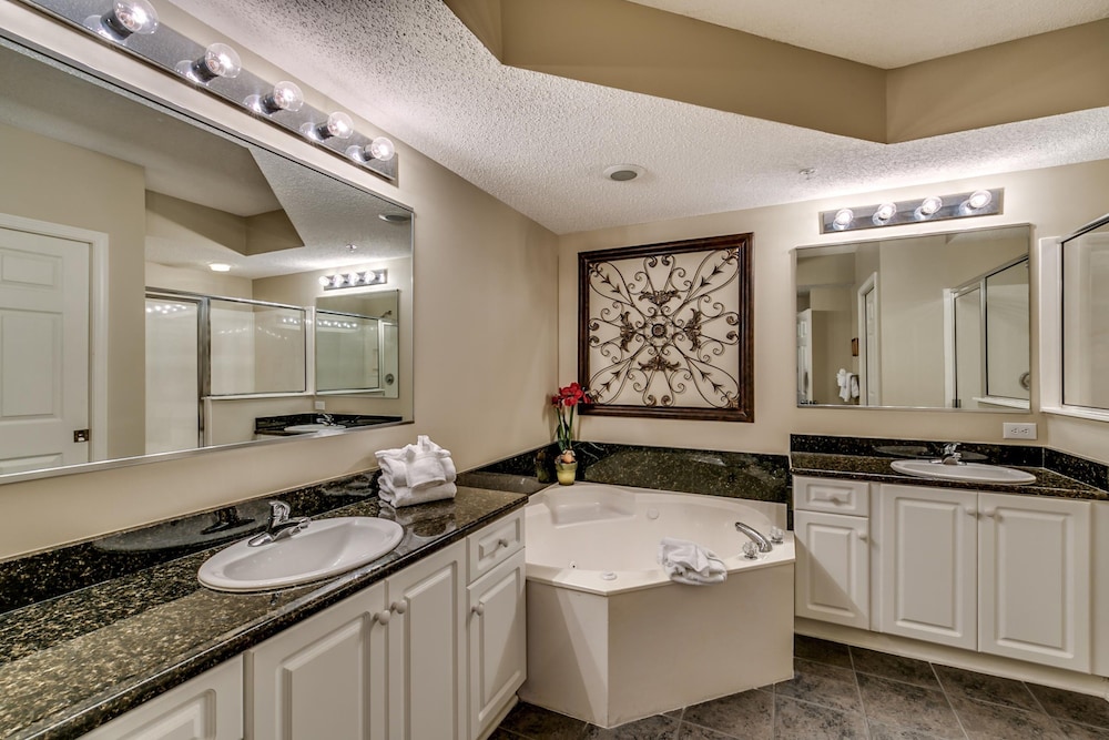 Barefoot Resort North Tower by Condo World - photo 43