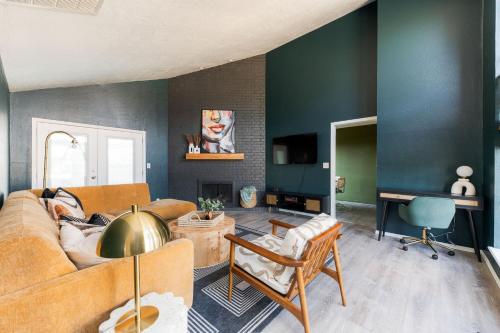 Minutes To Ou Stadium Fire Pit Grill 3bd — hotel in Norman