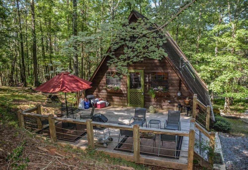 At A Snails Pace - carbon neutral hotel in Blue Ridge
