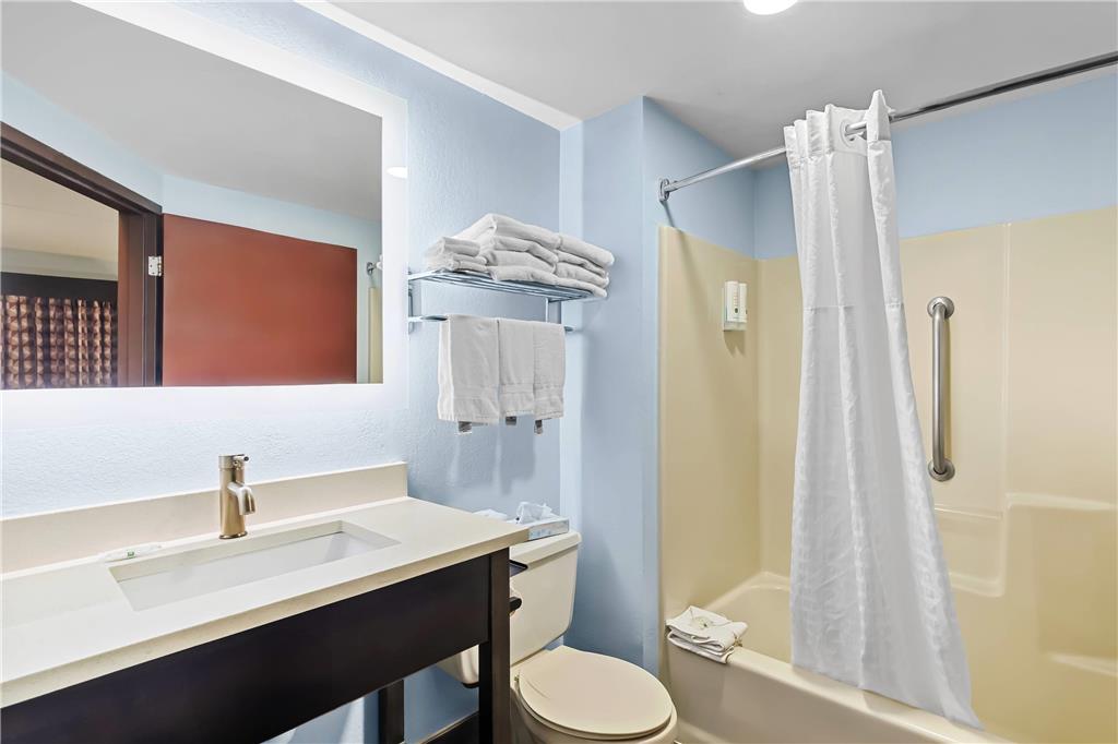 Quality Inn Hixson Chattanooga - photo 9