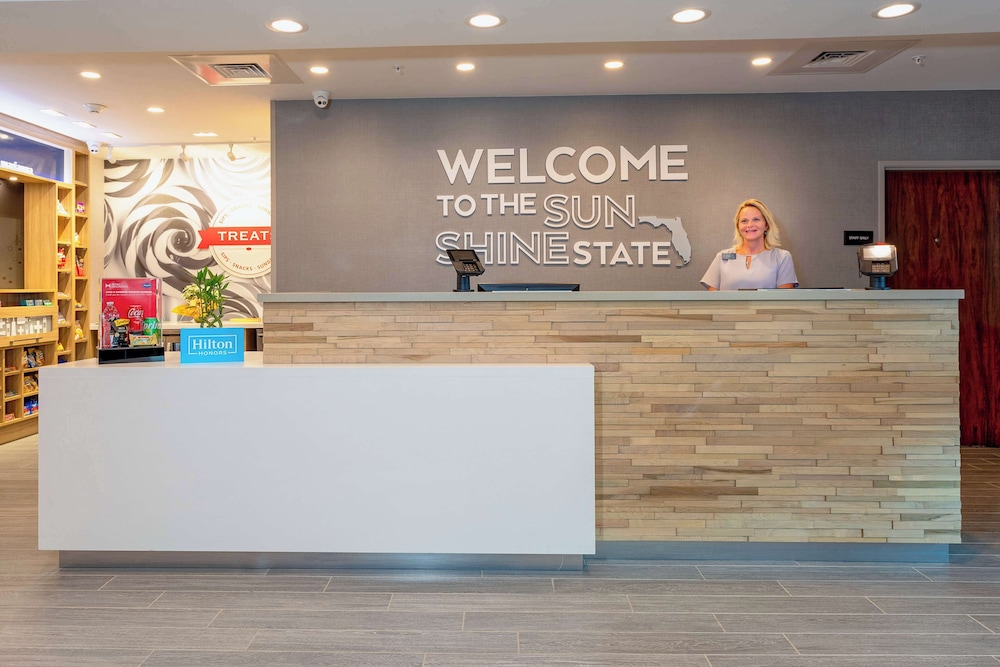 Hampton Inn Marianna I 10 - photo 3