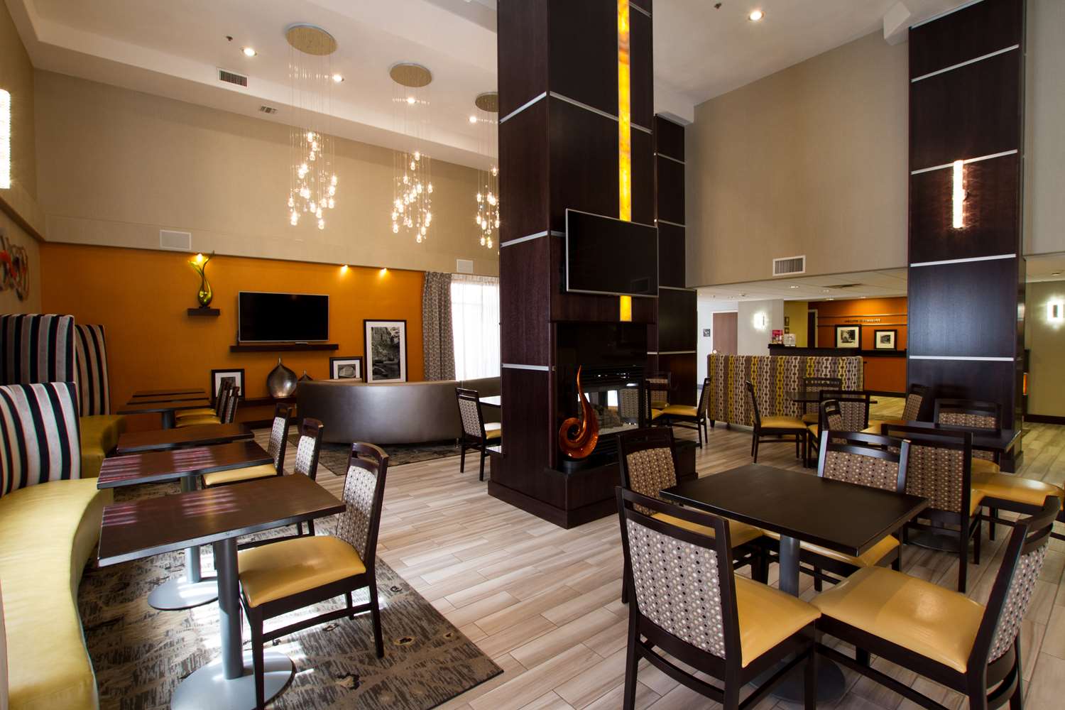 Hampton Inn Prescott - photo 16