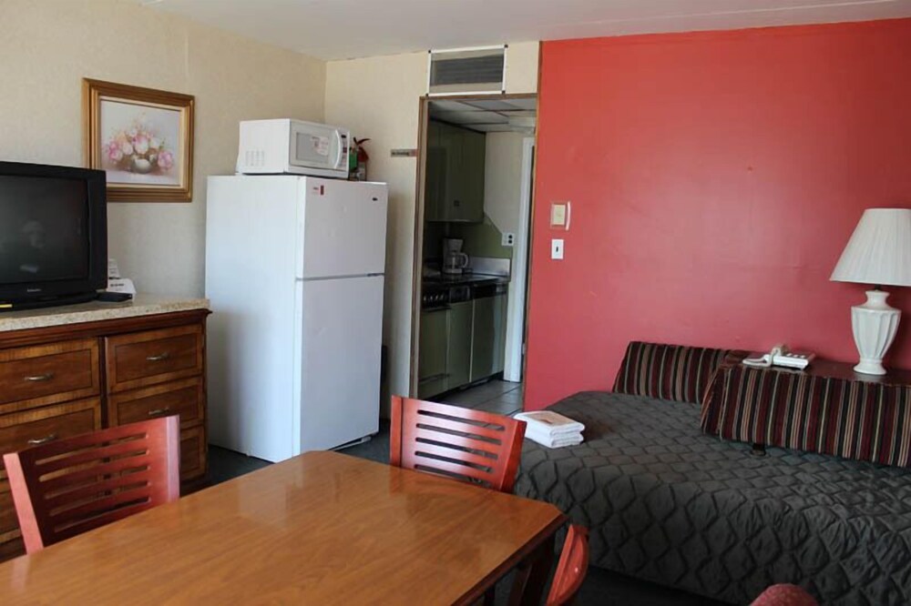 The Carideon Motel - photo 10