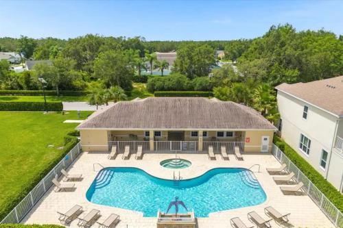 Disney Retreat Lakeview townhome close to golf in Orlando, United States