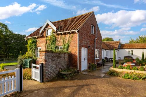 Harvest Cottage — 4-Star Luxury Hotel in Bridlington, United Kingdom