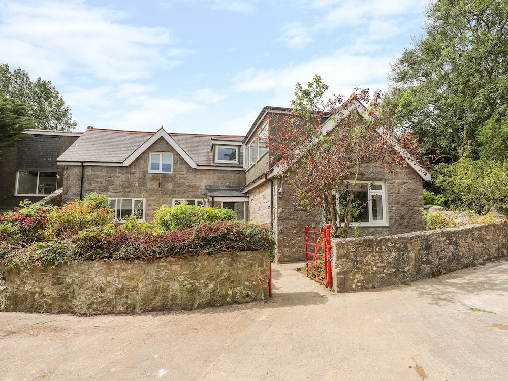 Gorwel in Moelfre, United Kingdom