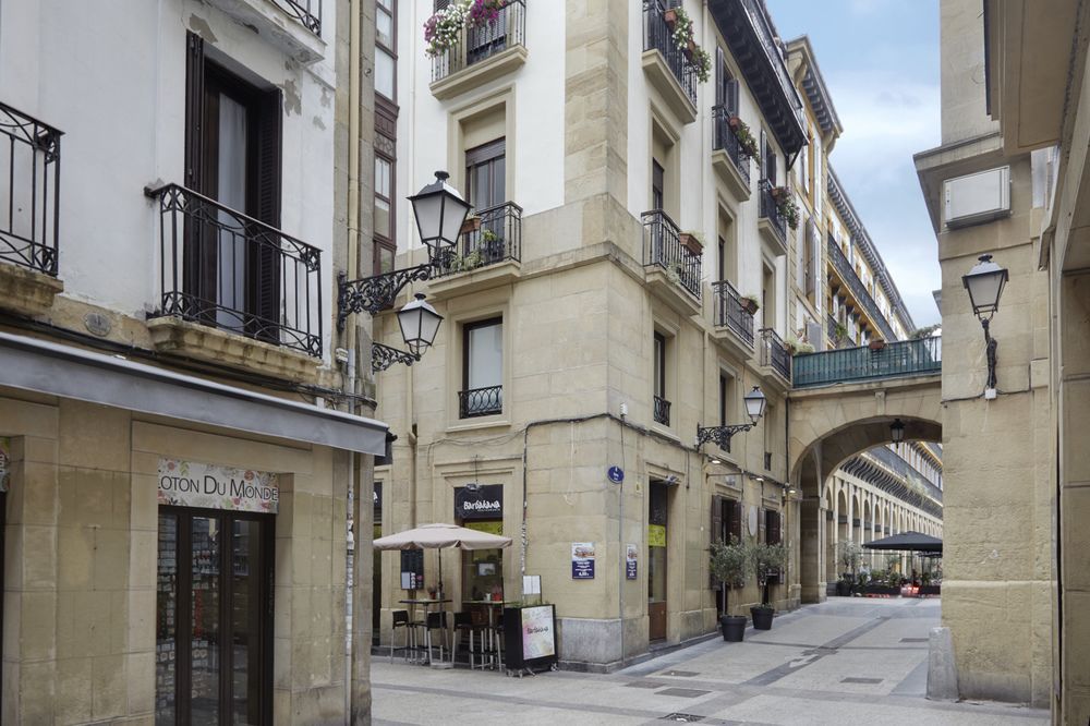 Hika Mika Apartment by FeelFree Rentals — 4-Star Luxury Hotel in San Sebastian, Spain
