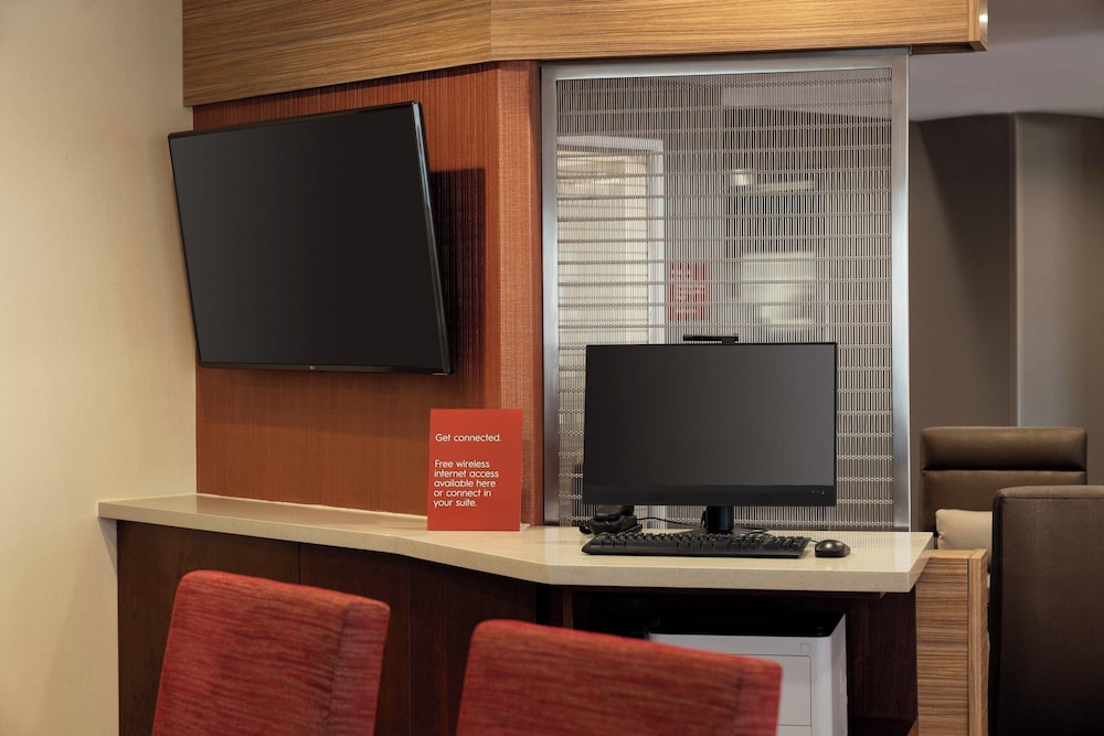 TownePlace Suites by Marriott Fresno Clovis - photo 24