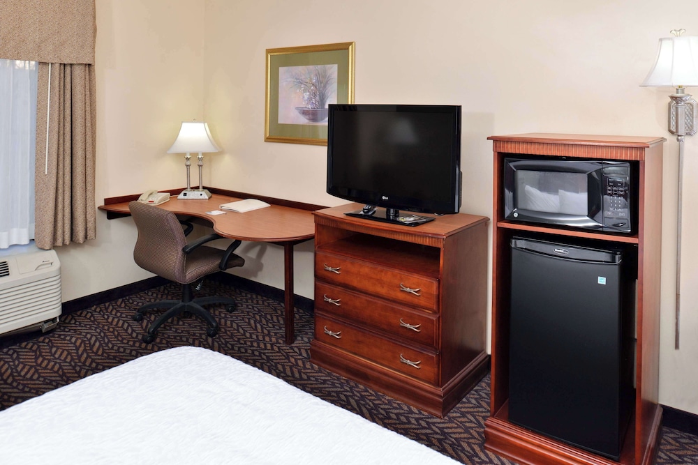 Hampton Inn & Suites Dayton Vandalia - photo 41