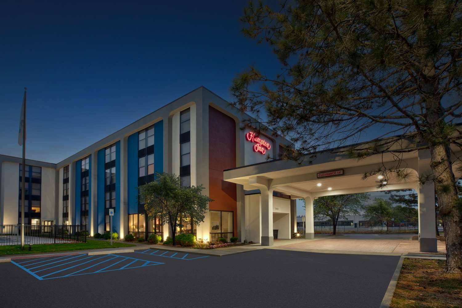 Hampton Inn Detroit Madison Heights South Troy - photo 3