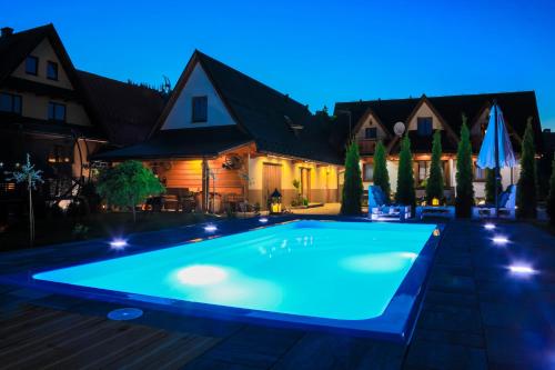 Willa Dream z basenem i jacuzzi 606 436 626 in Poronin, Poland