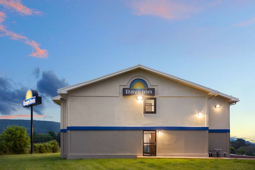 Days Inn by Wyndham Hornell NY - photo 4