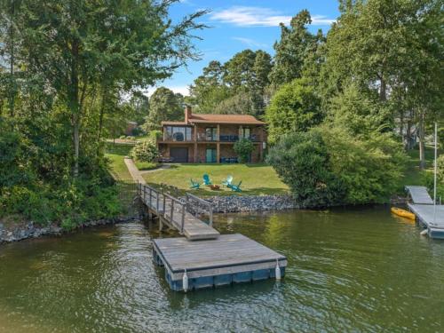 Southern Breeze on Lake Norman in Mooresville, United States