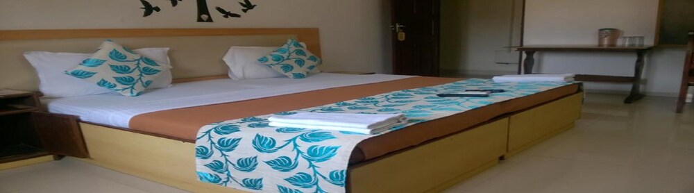 Room Maangta 325 Panaji Goa in Panaji, India