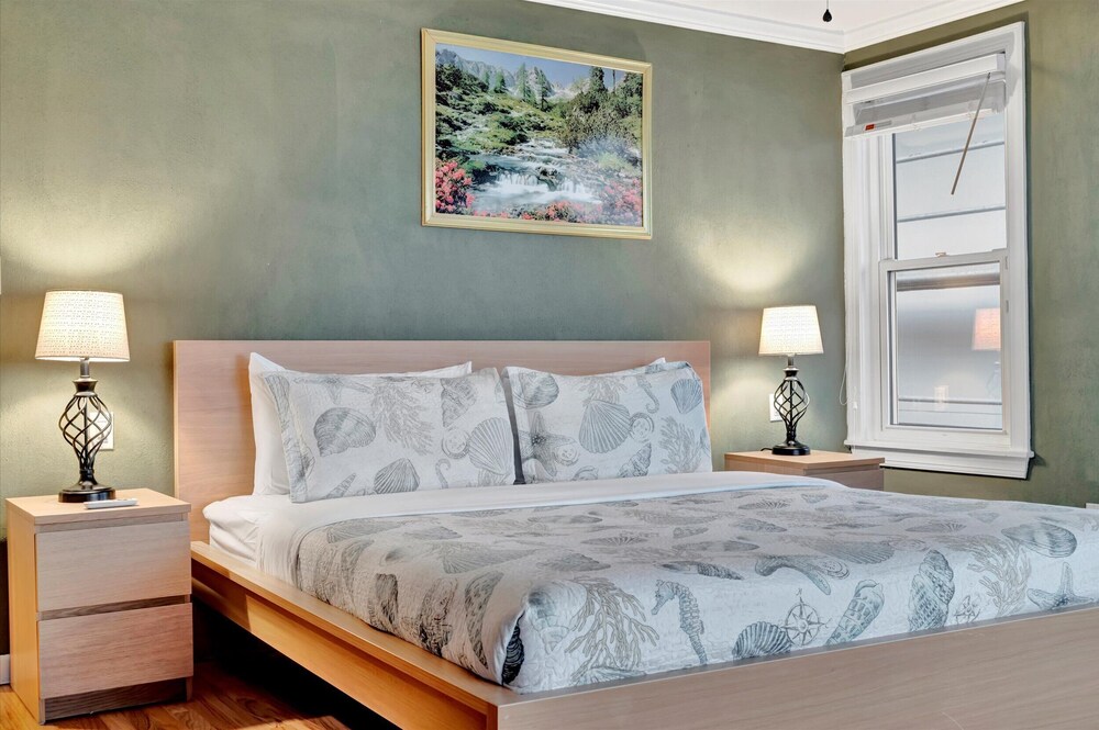 Stones Throw Beachfront Luxury Suites - photo 16