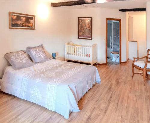 Maison Renaissance Avec Vue Imprenable Sur Caunes Minervois — 4-Star Luxury Hotel in Caunes-Minervois, France