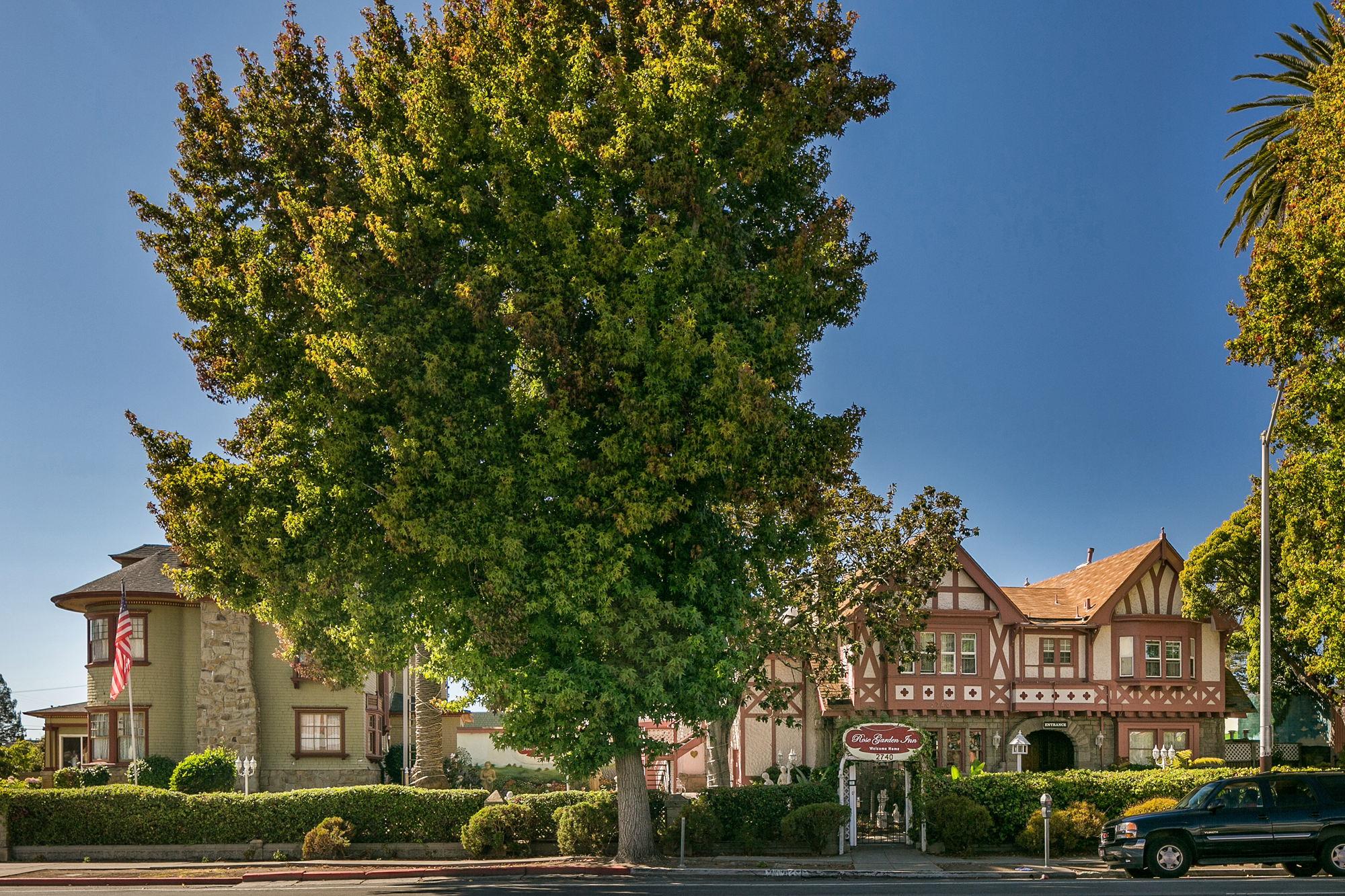 Rose Garden Inn - photo 26