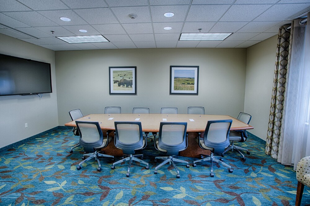 Candlewood Suites Dallas NW Farmers Branch by IHG - photo 25