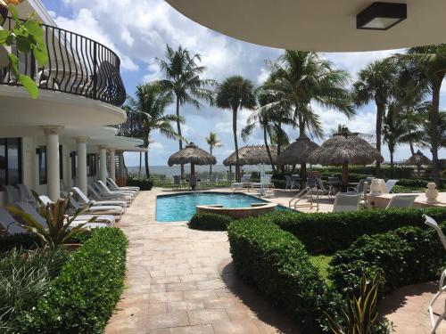 High Noon Beach Resort - photo 43