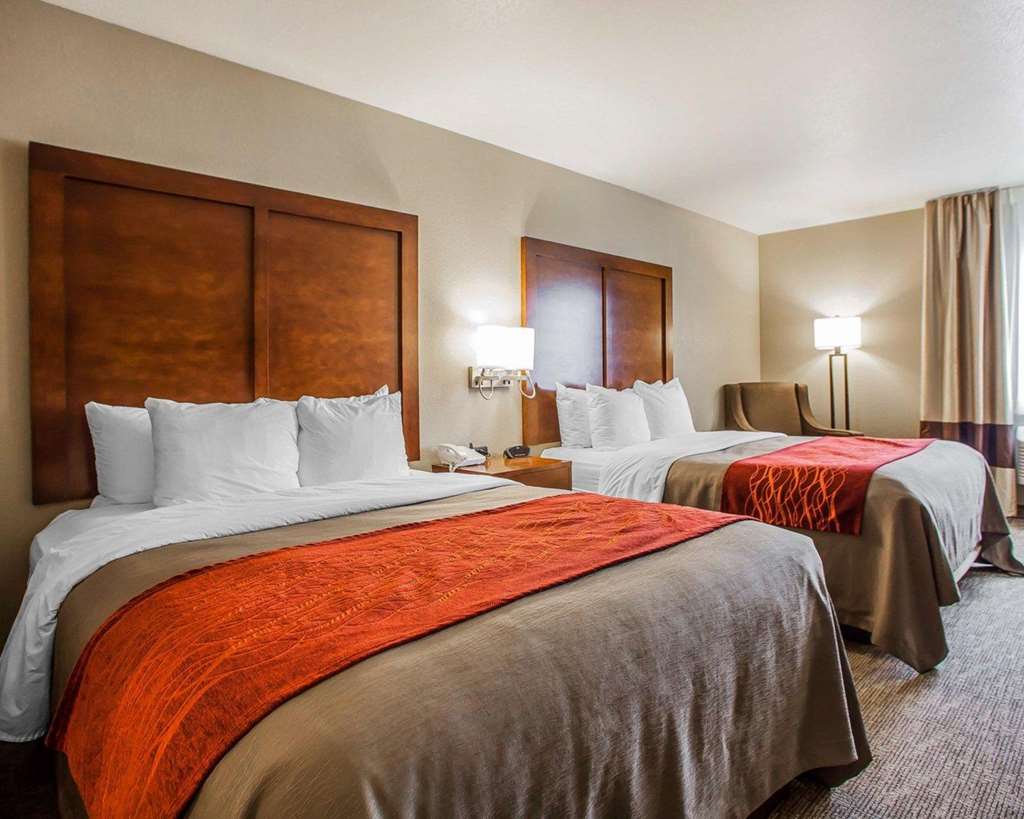 Comfort Inn Marshalltown South - photo 15