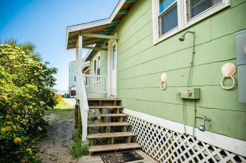 Jerseys Shore by Oak Island Accommodations - photo 5
