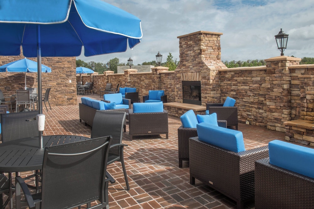 Fairfield Inn and Suites by Marriott Washington - photo 28