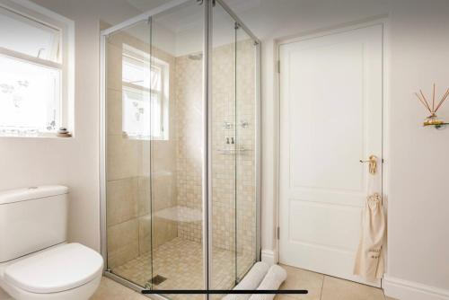Guest suite Leafy Constantia Guest Cottages