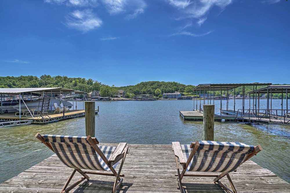 Private Game Room and Dock Lake of the Ozarks Home — 4-Star Luxury Hotel in Osage Beach, United States