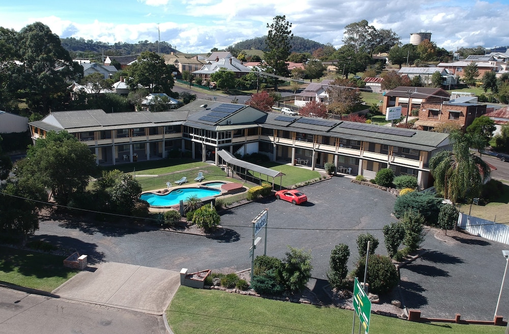Bucketts Way Motel — Gloucester