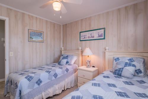 Dip Inn by Oak Island Accommodations - photo 36