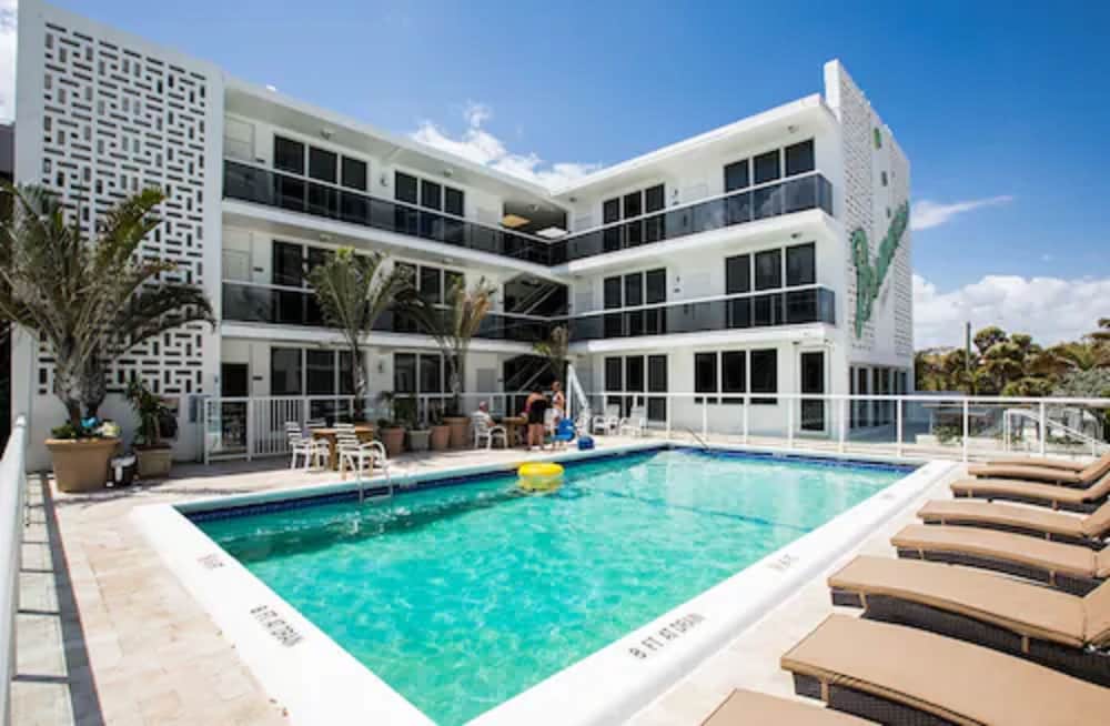 Premiere Hotel - featured photo