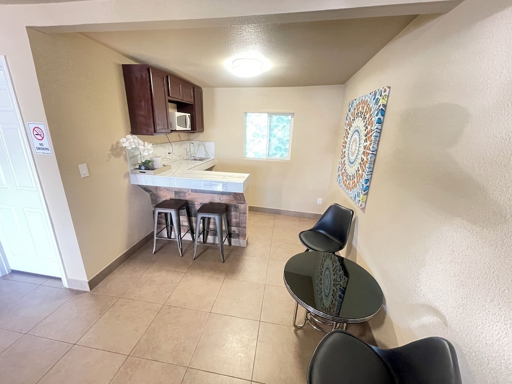 Perfect Inn Motel - photo 22