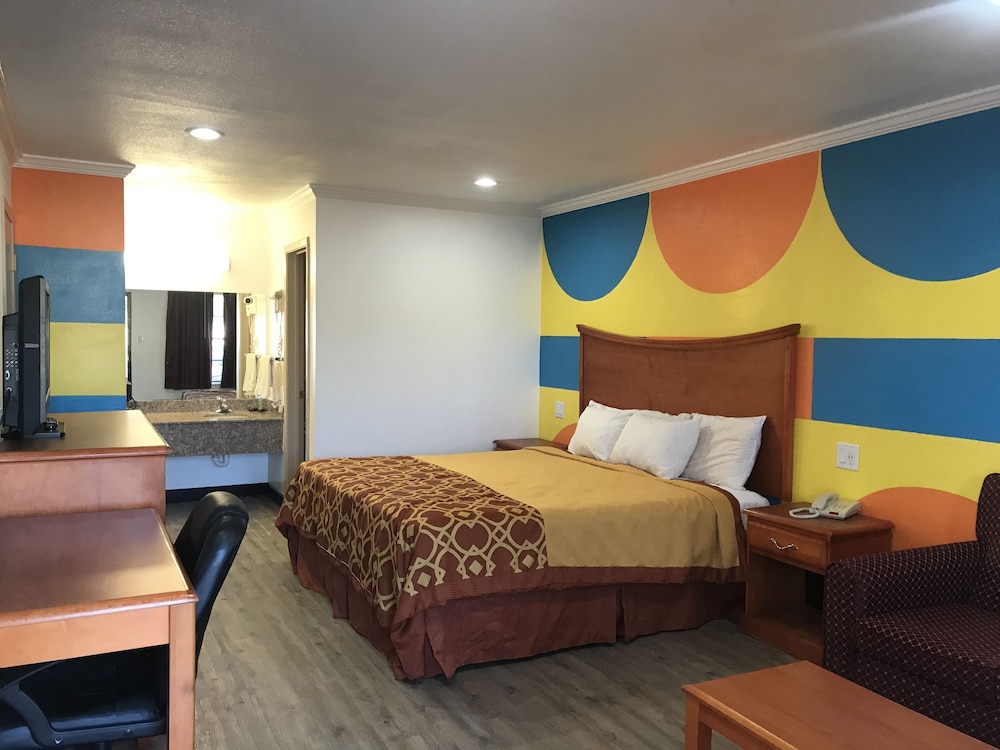 Americas Best Value Inn Bowie - photo 11