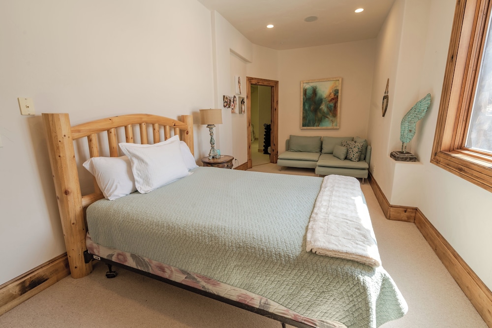 Abode in Deer Crest - photo 5