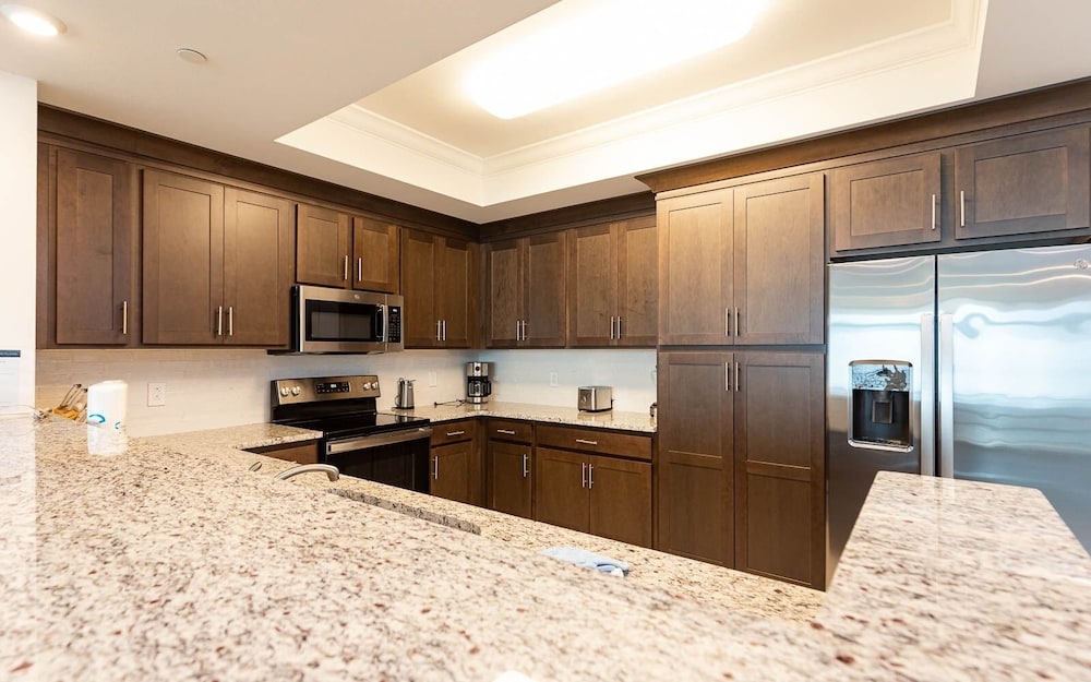 Phoenix Gulf Tower 2503 3 Bedroom Condo - photo 12