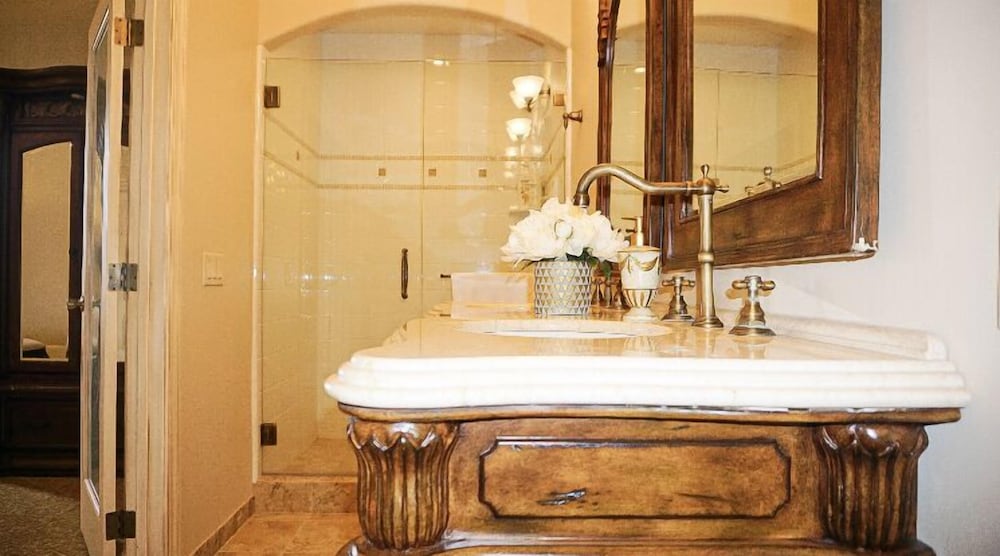 River Rd. Mansion - photo 22