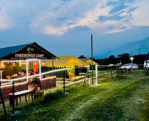 Tree Bones Camp — 5-Star Luxury Hotel in Beed, India