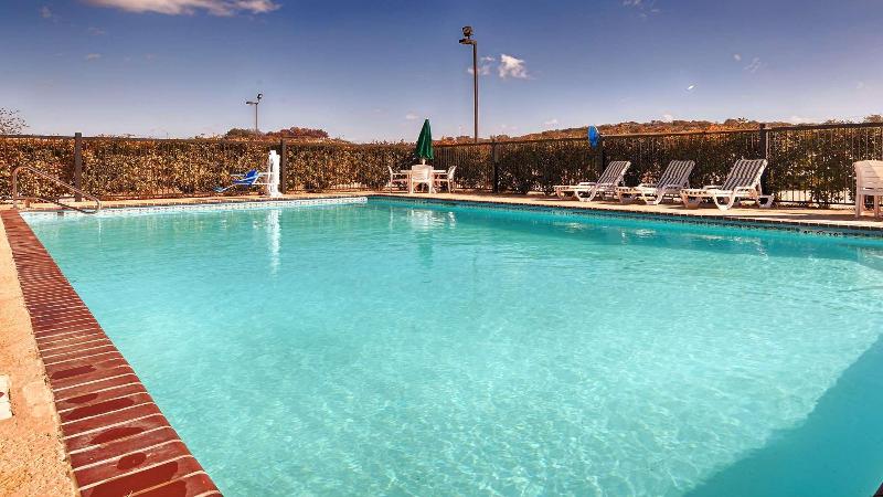 Americas Best Value Inn & Suites Sonora - photo 16