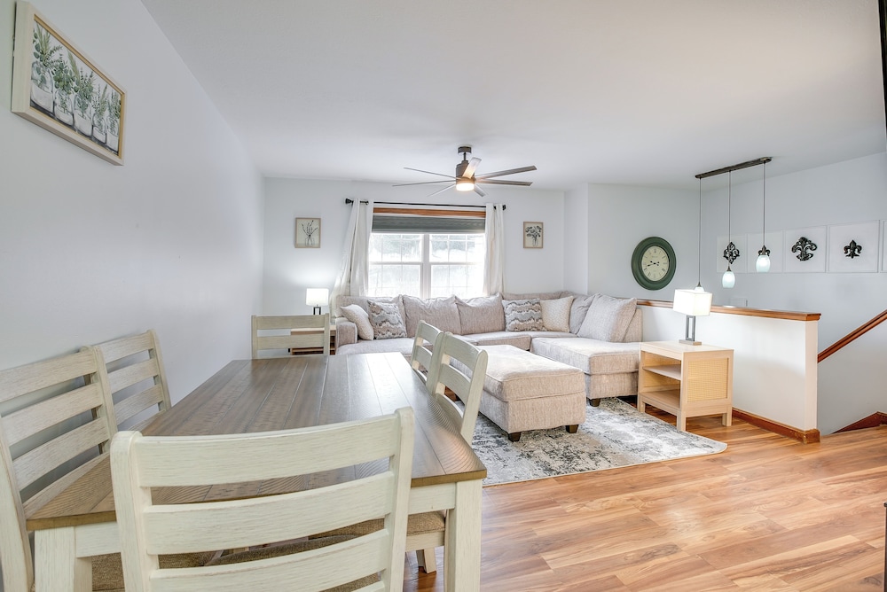Hocking Hills Hideaway Near Lake Logan — hotel in Logan