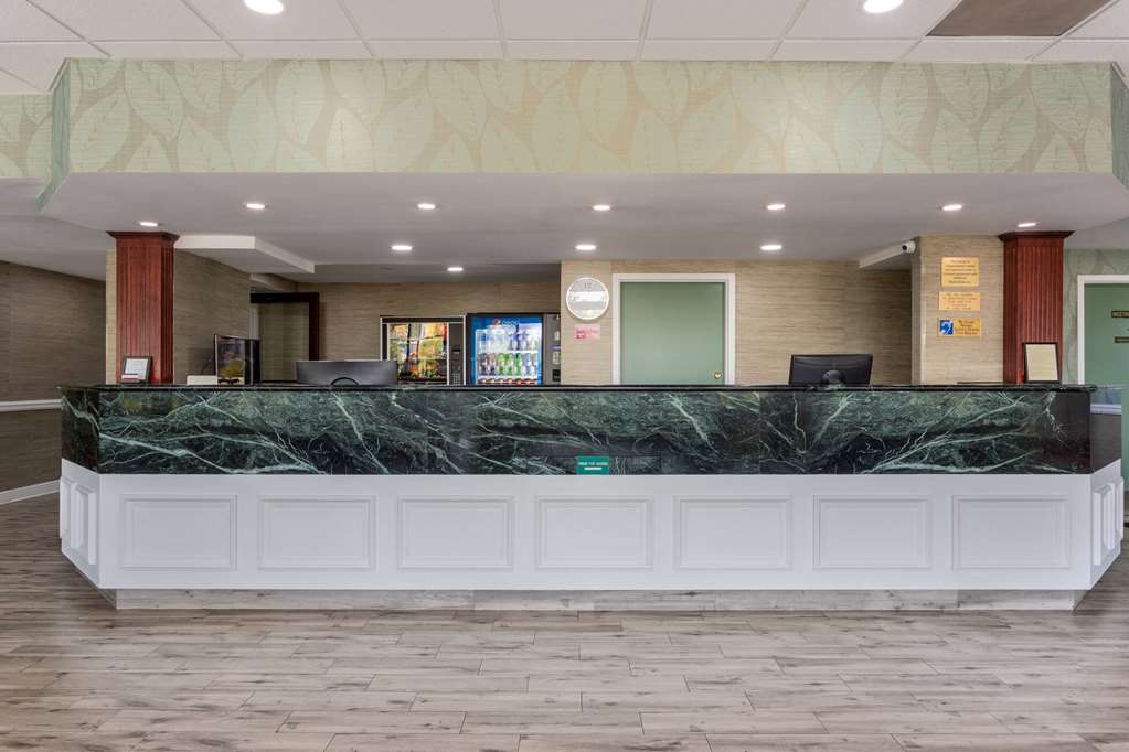 Ramada by Wyndham Altamonte Springs Near I 4 - photo 5