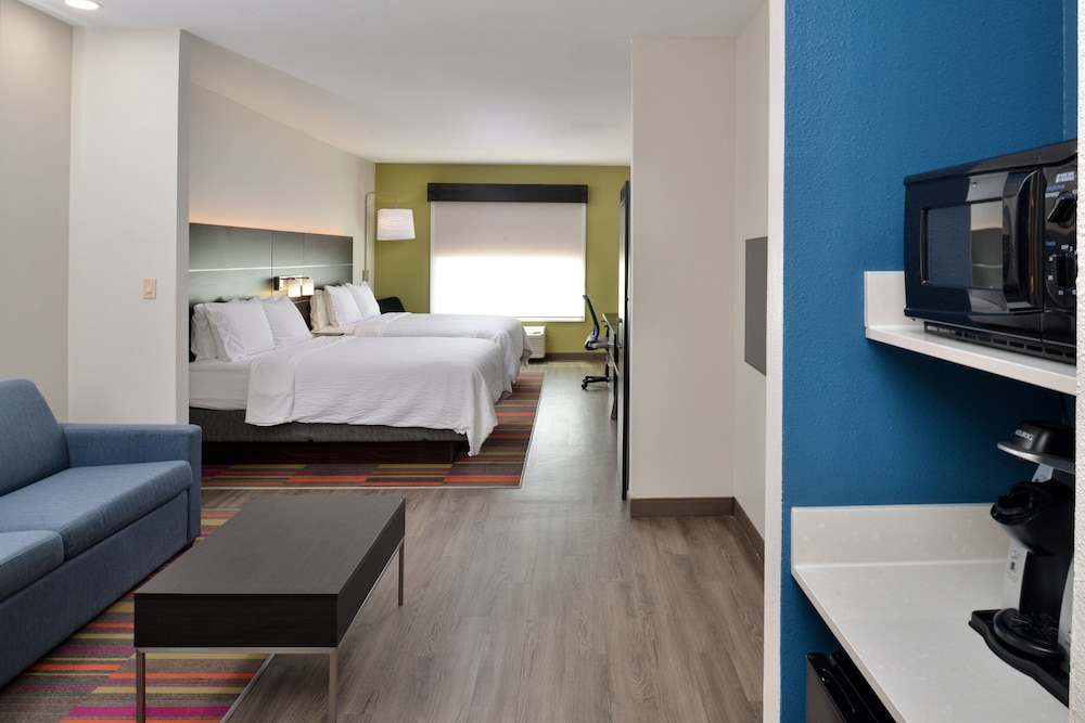 Holiday Inn Express Hotel & Suites Royse City by IHG - photo 9