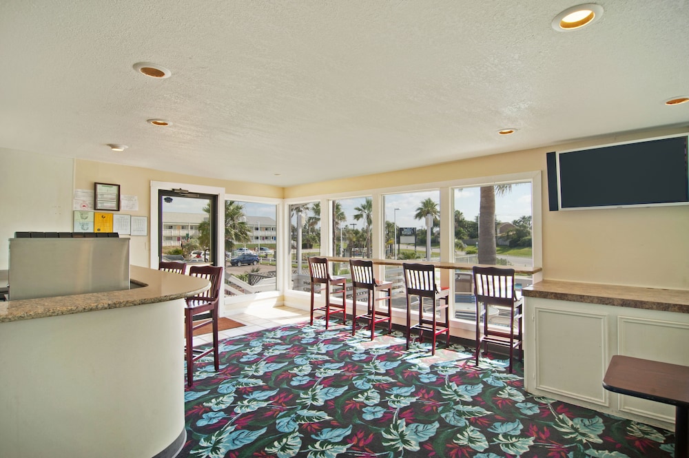 Inn at The Waterpark - photo 3