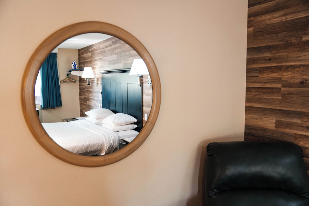 Salida Inn & Monarch Suites - photo 31