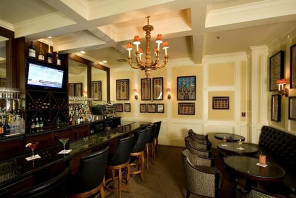 Hotel Majestic - photo 32