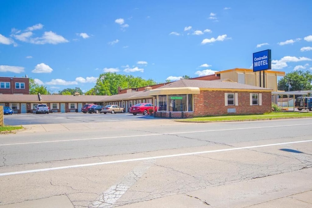 Centralia Motel - photo 20